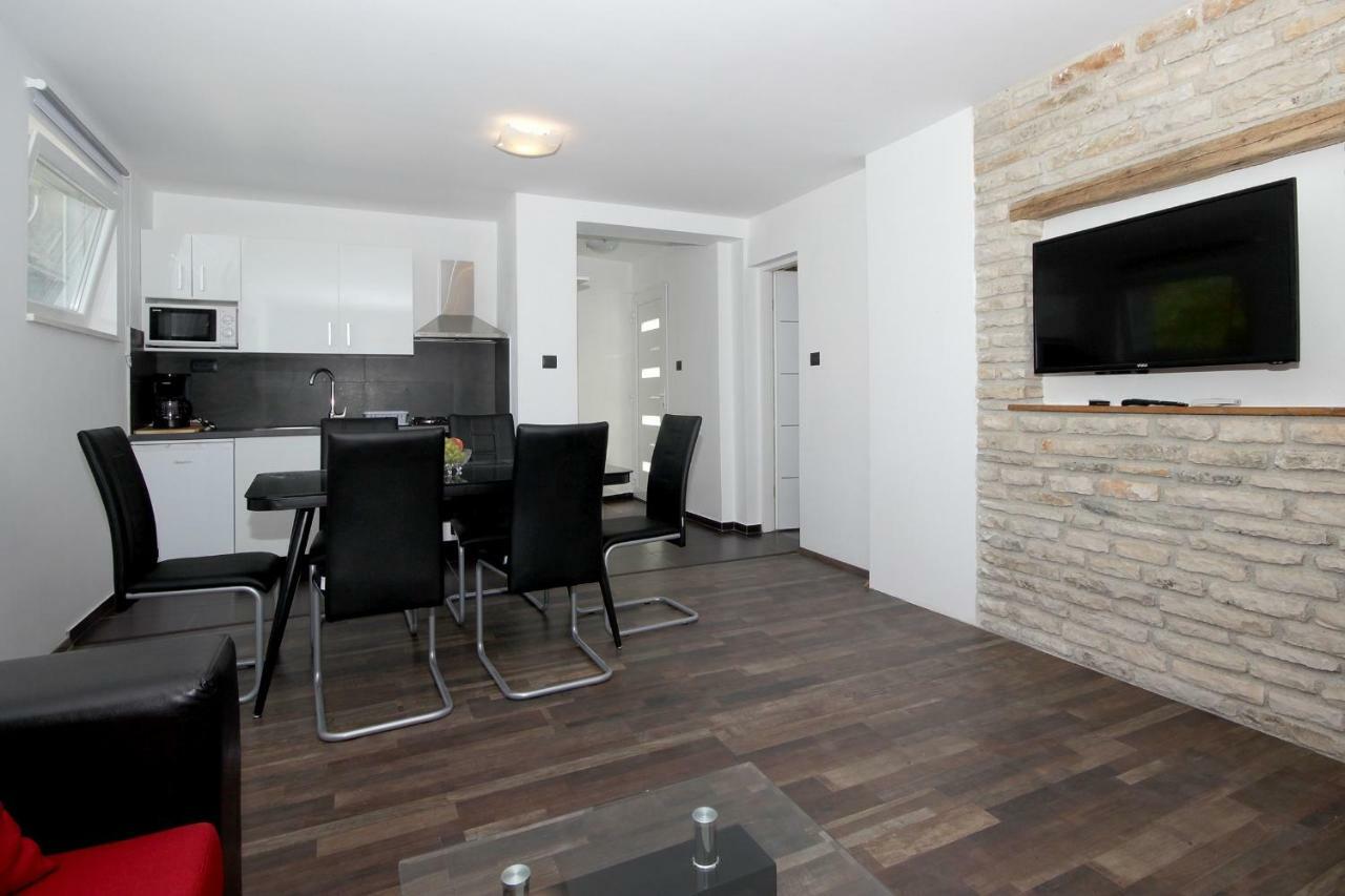 Apartments Natasa Pula Dış mekan fotoğraf