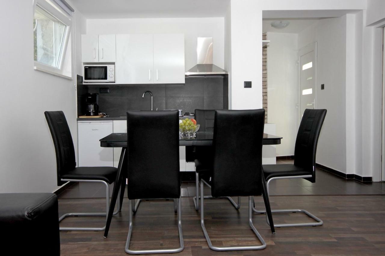 Apartments Natasa Pula Dış mekan fotoğraf
